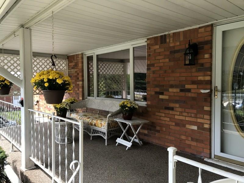 105 Sunflower Road Butler, PA 16001 - Photo 3 of 18 Gallery Image 3