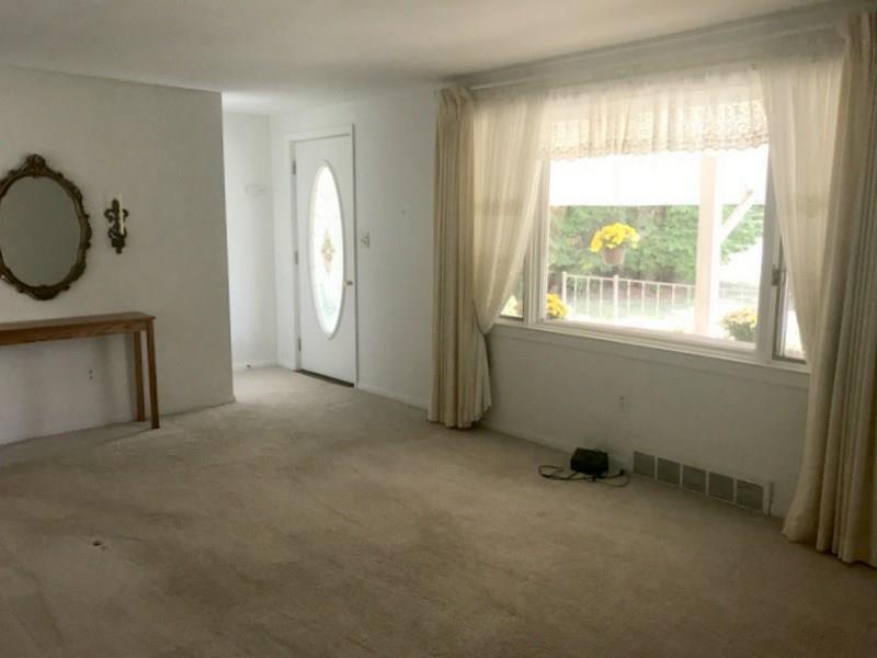 105 Sunflower Road Butler, PA 16001 - Photo 4 of 18 Gallery Image 4