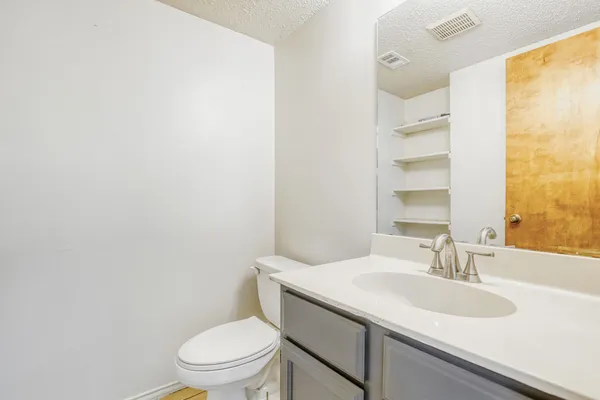 $1,700 | 7802 B Topawa Cove, Unit B, Austin, TX 78729