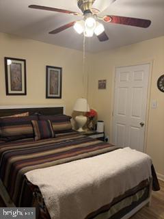 3524 Old York Road Baltimore, MD 21218 - Photo 17 of 48 Upper level 2nd bedrm w/ ceiling fan