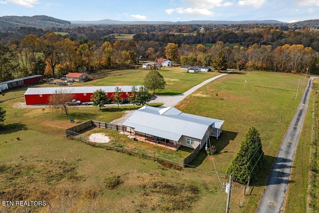 2710 Blue Springs Road Sparta, TN 38583 - Photo 1 of 48 232829_8