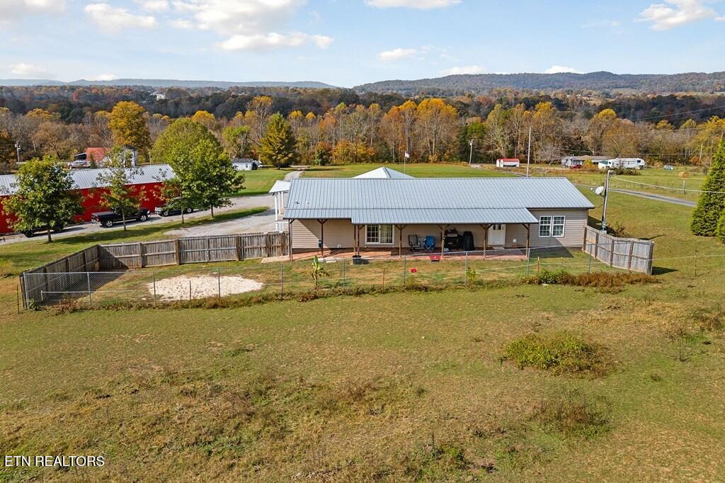 2710 Blue Springs Road Sparta, TN 38583 - Photo 13 of 48 232829_12