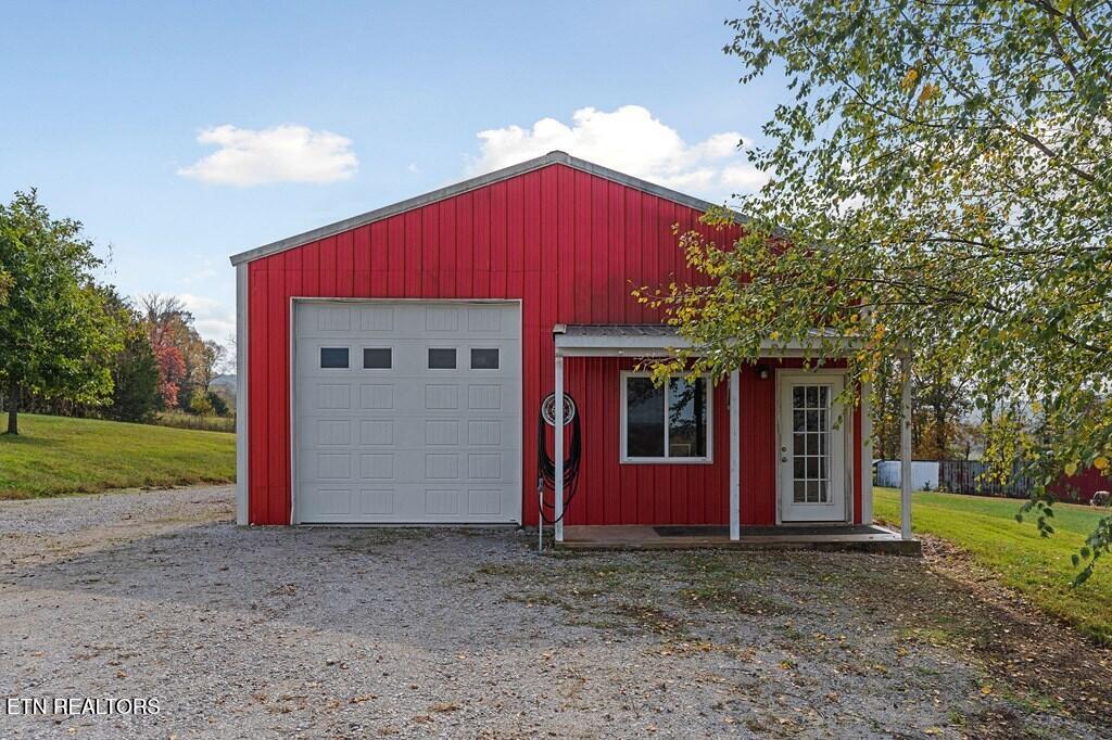 2710 Blue Springs Road Sparta, TN 38583 - Photo 14 of 48 232829_13