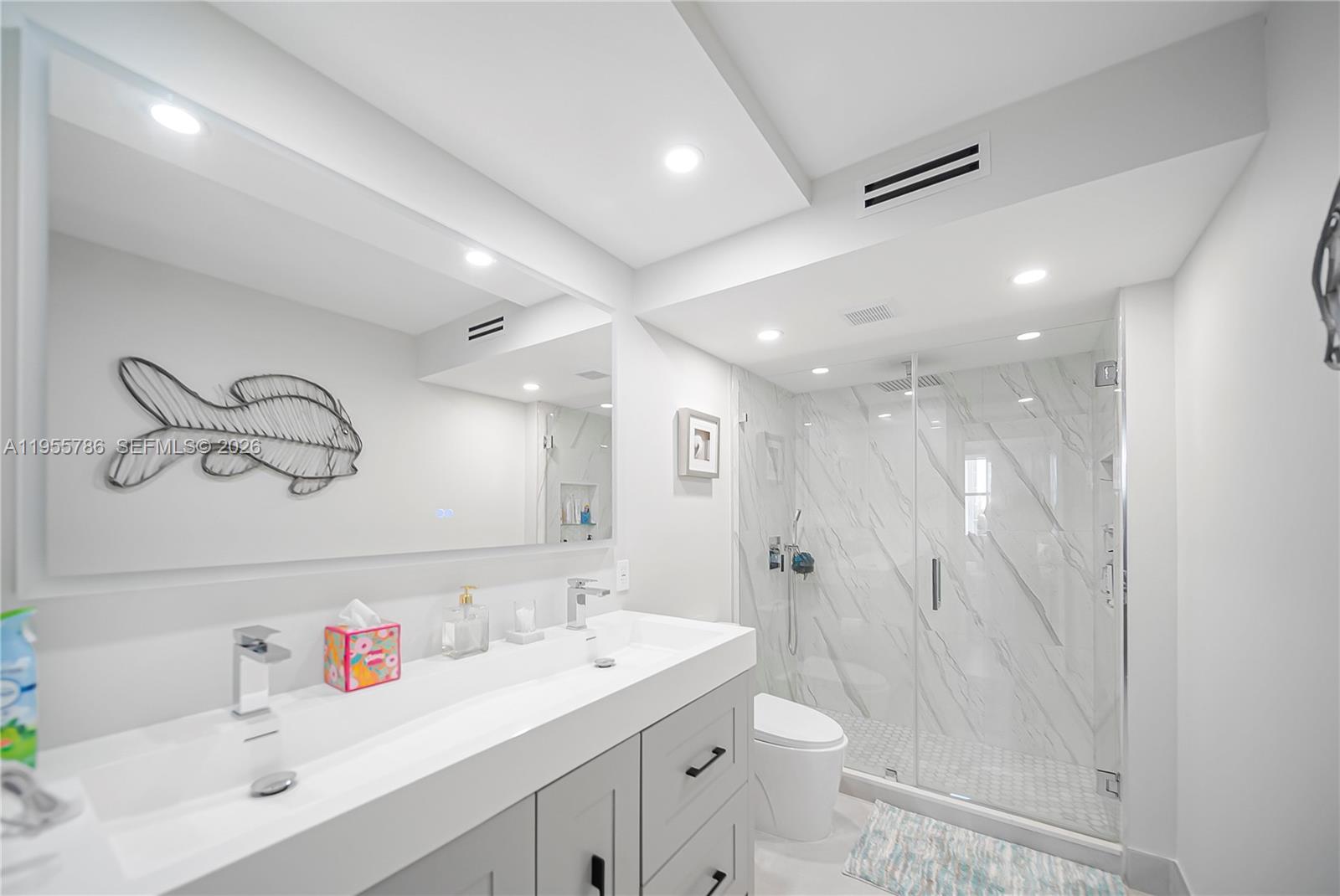 301 North Ocean Boulevard, Unit 404 Pompano Beach, FL 33062 - Photo 19 of 44