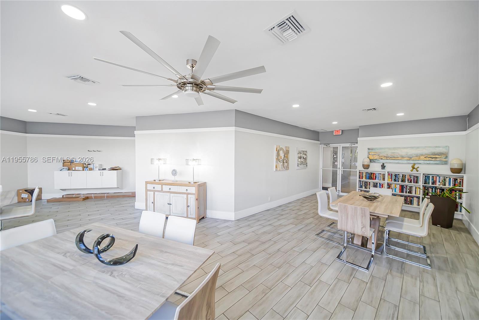 301 North Ocean Boulevard, Unit 404 Pompano Beach, FL 33062 - Photo 34 of 44