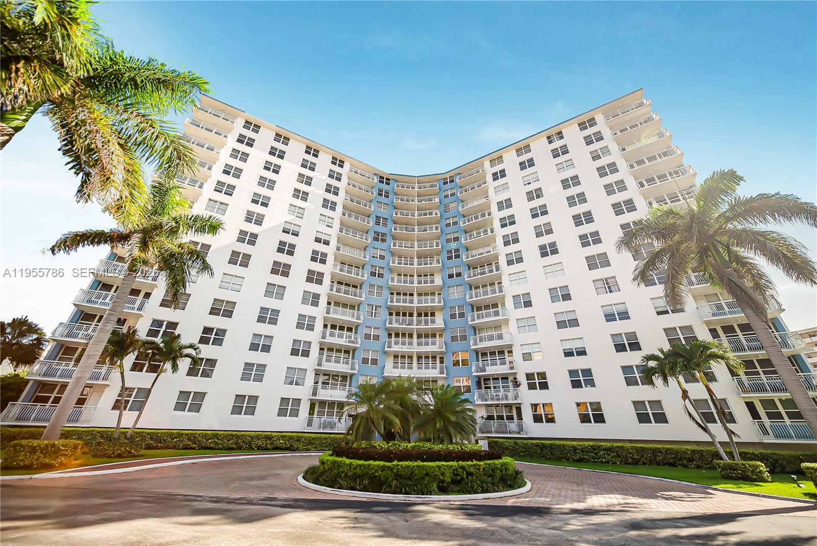 301 North Ocean Boulevard, Unit 404 Pompano Beach, FL 33062 - Photo 37 of 44