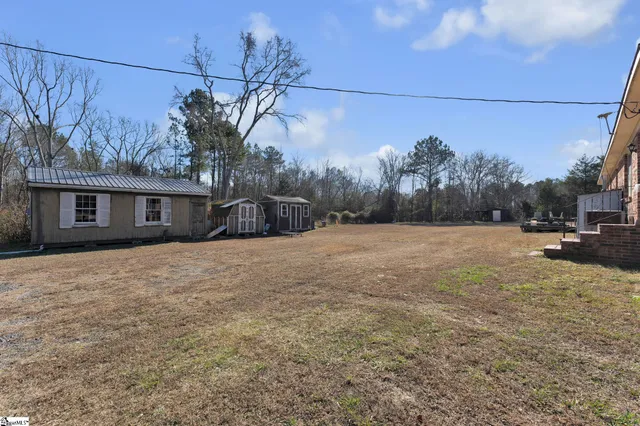 $360,000 | 2929 Highway 252, Laurens, SC 29360