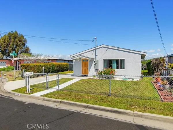 $835,000 | 1500 Walton Street, Oceanside, CA 92058