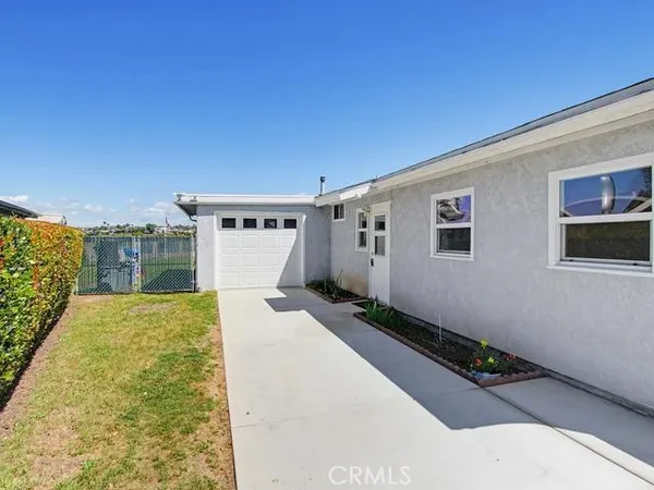 $835,000 | 1500 Walton Street, Oceanside, CA 92058