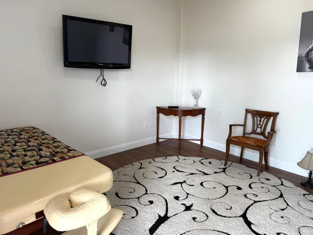 $525,000 | 11921 Lakeshore Drive, Clearlake, CA 95422