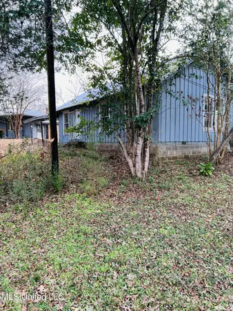 $69,900 | 417 Boulevard Street, Lexington, MS 39095