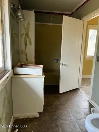 $69,900 | 417 Boulevard Street, Lexington, MS 39095