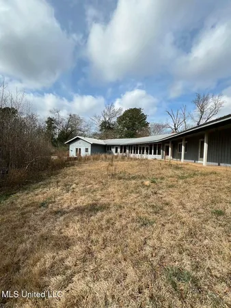 $69,900 | 417 Boulevard Street, Lexington, MS 39095
