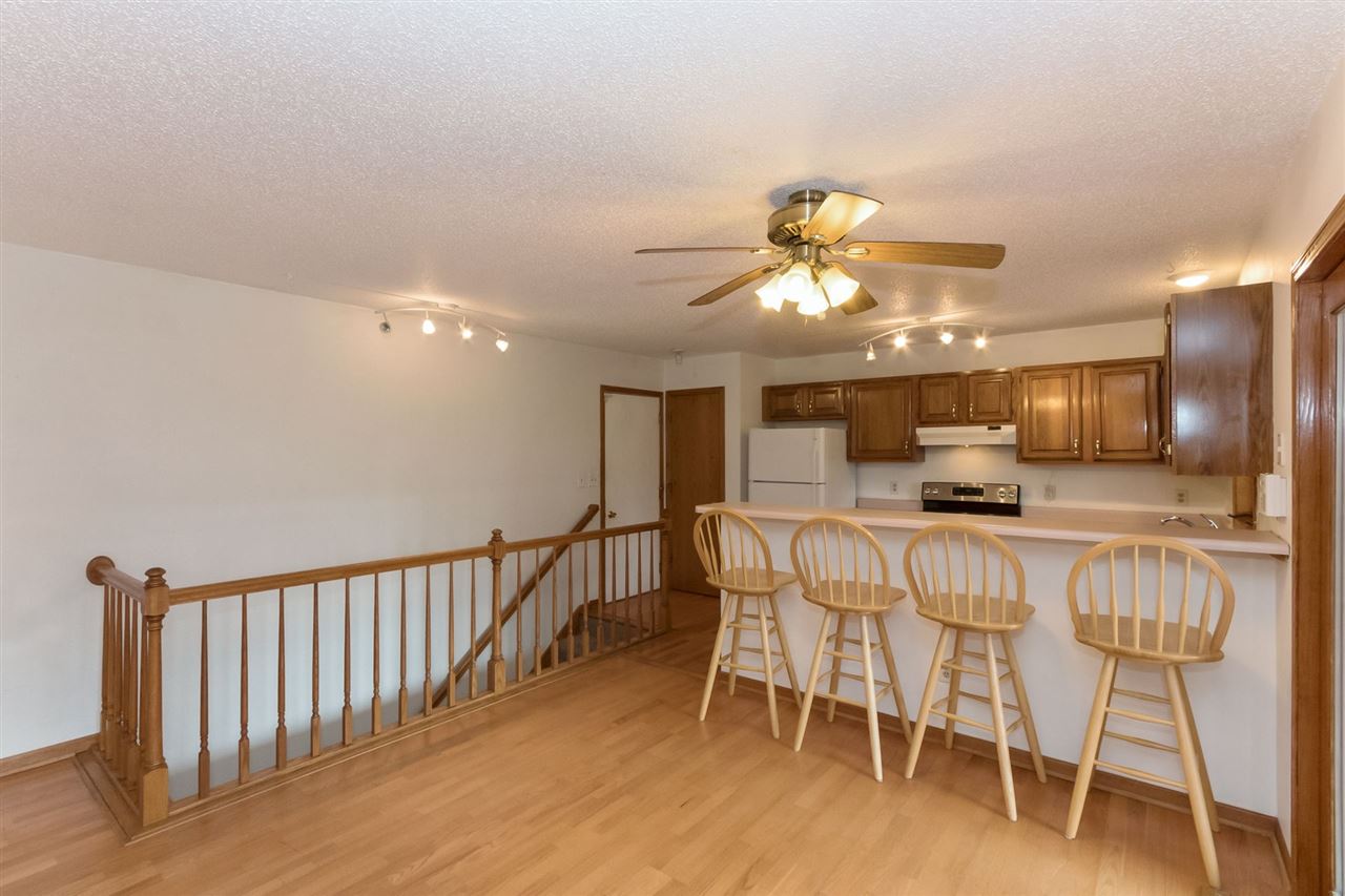 1844 Holiday Road Coralville, IA 52241 - Photo 5 of 27 Gallery Image 5