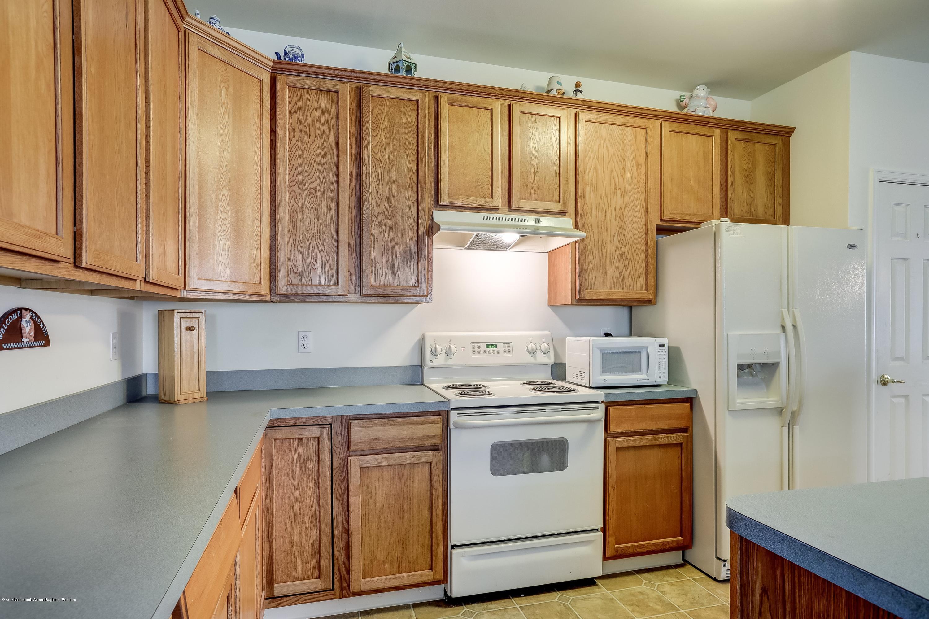 30 Battle Road Manchester Township, NJ 08759 - Photo 6 of 26 011_45200567