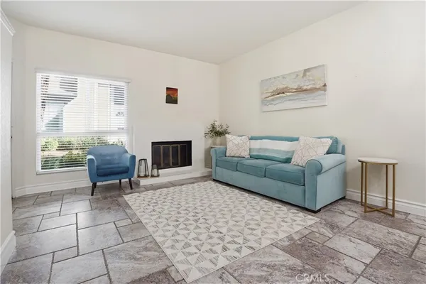 $1,070,000 | 48 Monroe, Irvine, CA 92620