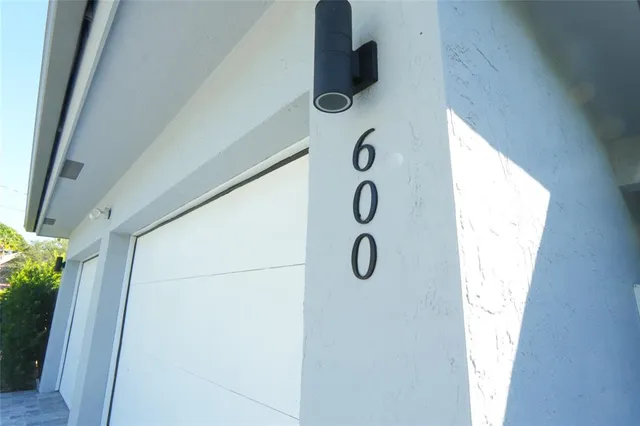 $2,750,000 | 600 North Victoria Terrace, Fort Lauderdale, FL 33304