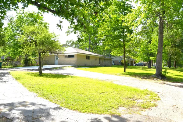 $310,000 | 101 Summit Drive, Conroe, TX 77303