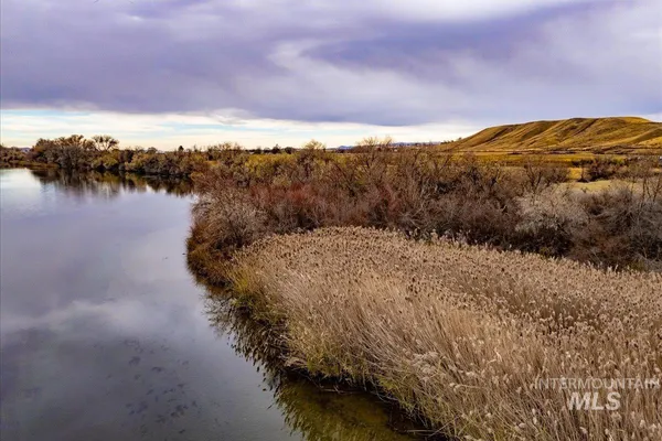 $1,336,000 | 1212 River Road, Homedale, ID 83628