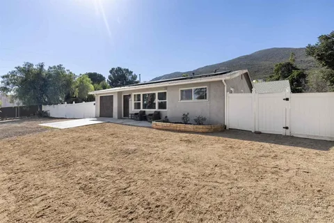 $995,000 | 1315 Hillcrest Drive, Alpine, CA 91901