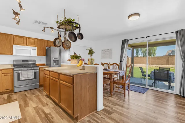 $2,150 | 12638 West Columbine Drive, El Mirage, AZ 85335