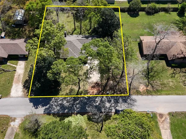 $290,000 | 515 Northwood Drive, Conroe, TX 77303