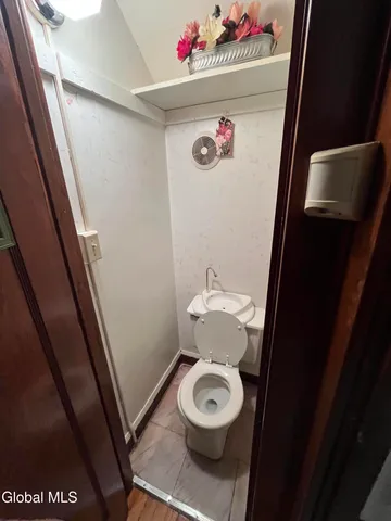 $250,000 | 61 Lincoln Avenue, Albany, NY 12206