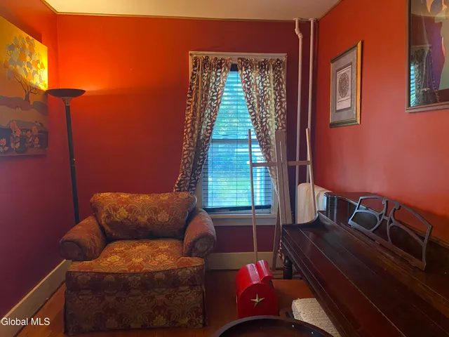 $250,000 | 61 Lincoln Avenue, Albany, NY 12206