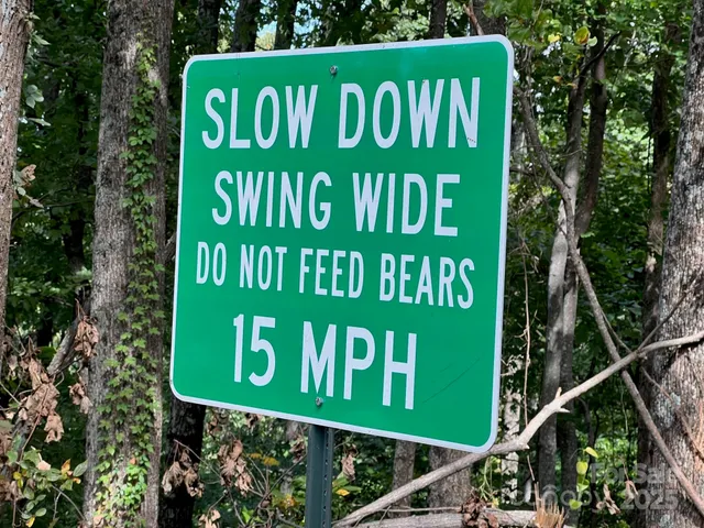 a sign broad on the side of a building