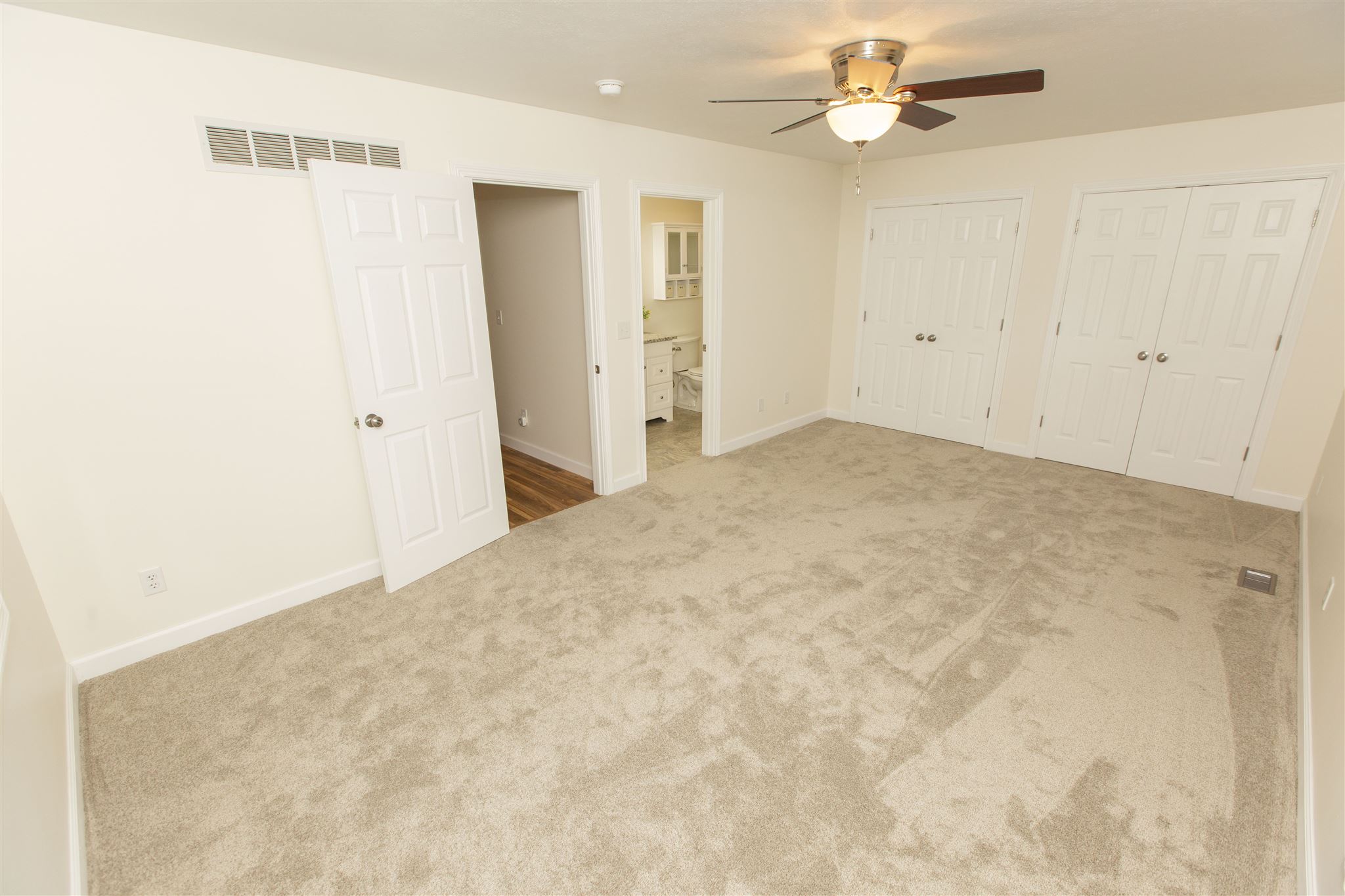 23758 Edison Road South Bend, IN 46628 - Photo 17 of 30 Gallery Image 17