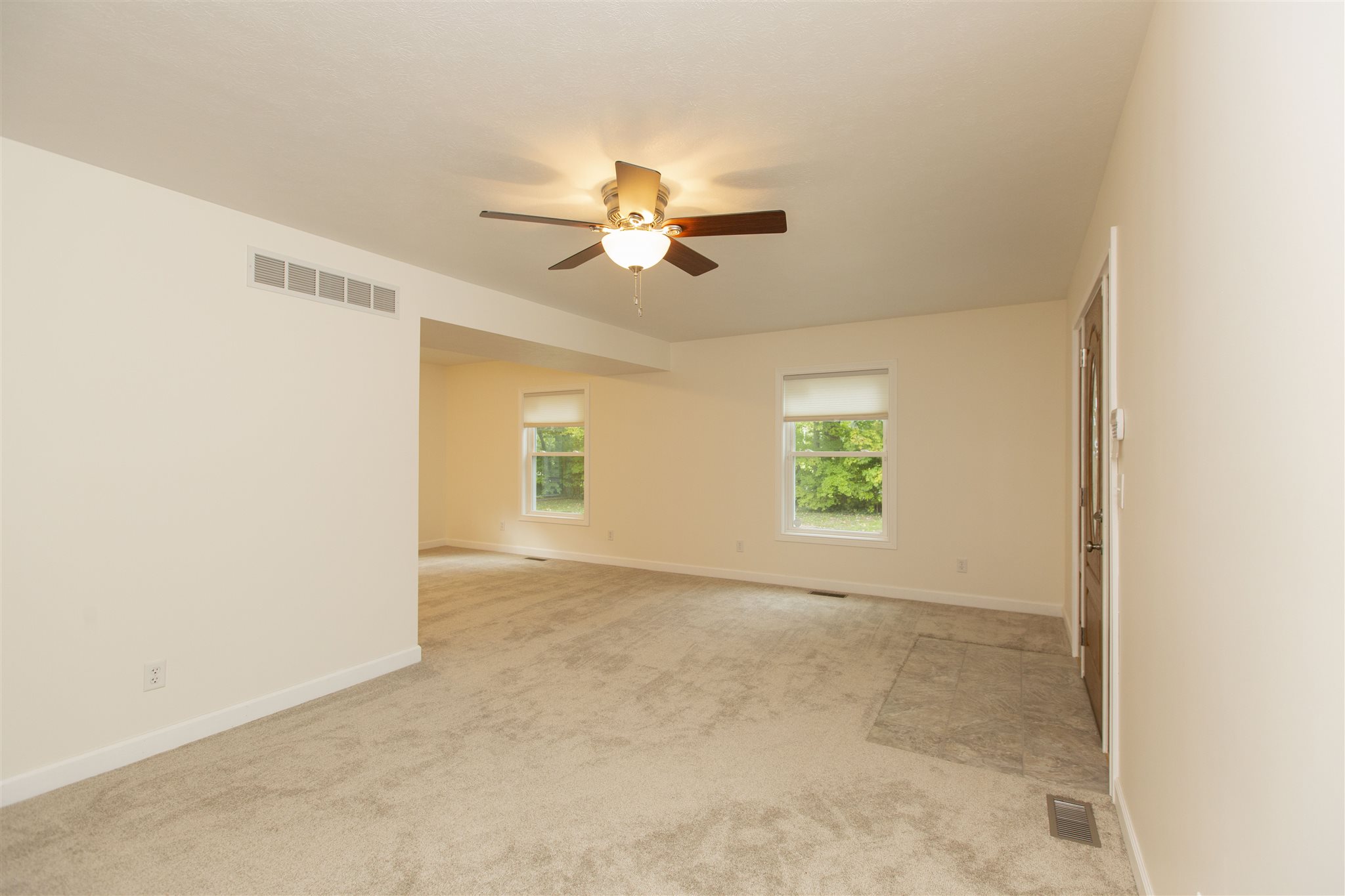 23758 Edison Road South Bend, IN 46628 - Photo 3 of 30 Gallery Image 3