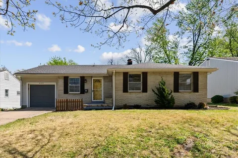 $329,900 | 8125 Summit Street, Kansas City, MO 64114
