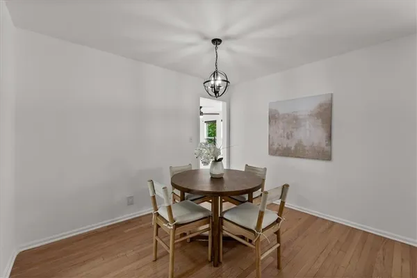 $329,900 | 8125 Summit Street, Kansas City, MO 64114