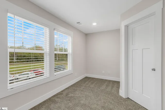 $218,000 | 275 Dalmatian Drive, Spartanburg, SC 29307