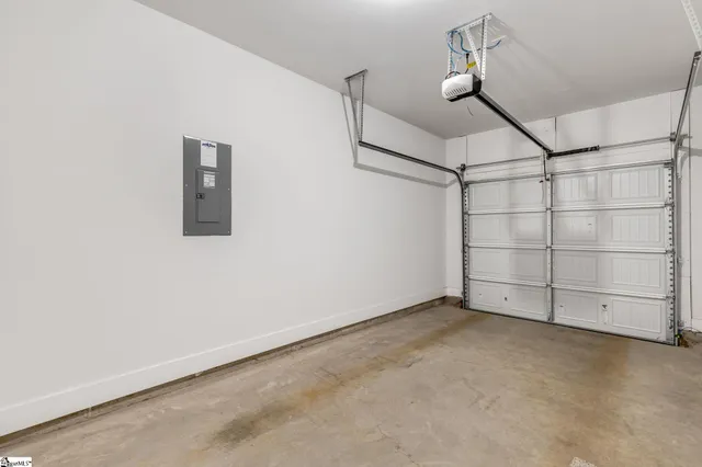 $218,000 | 275 Dalmatian Drive, Spartanburg, SC 29307