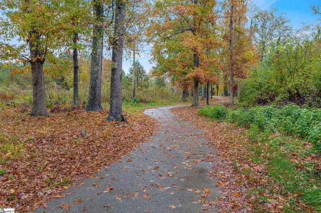 $218,000 | 275 Dalmatian Drive, Spartanburg, SC 29307