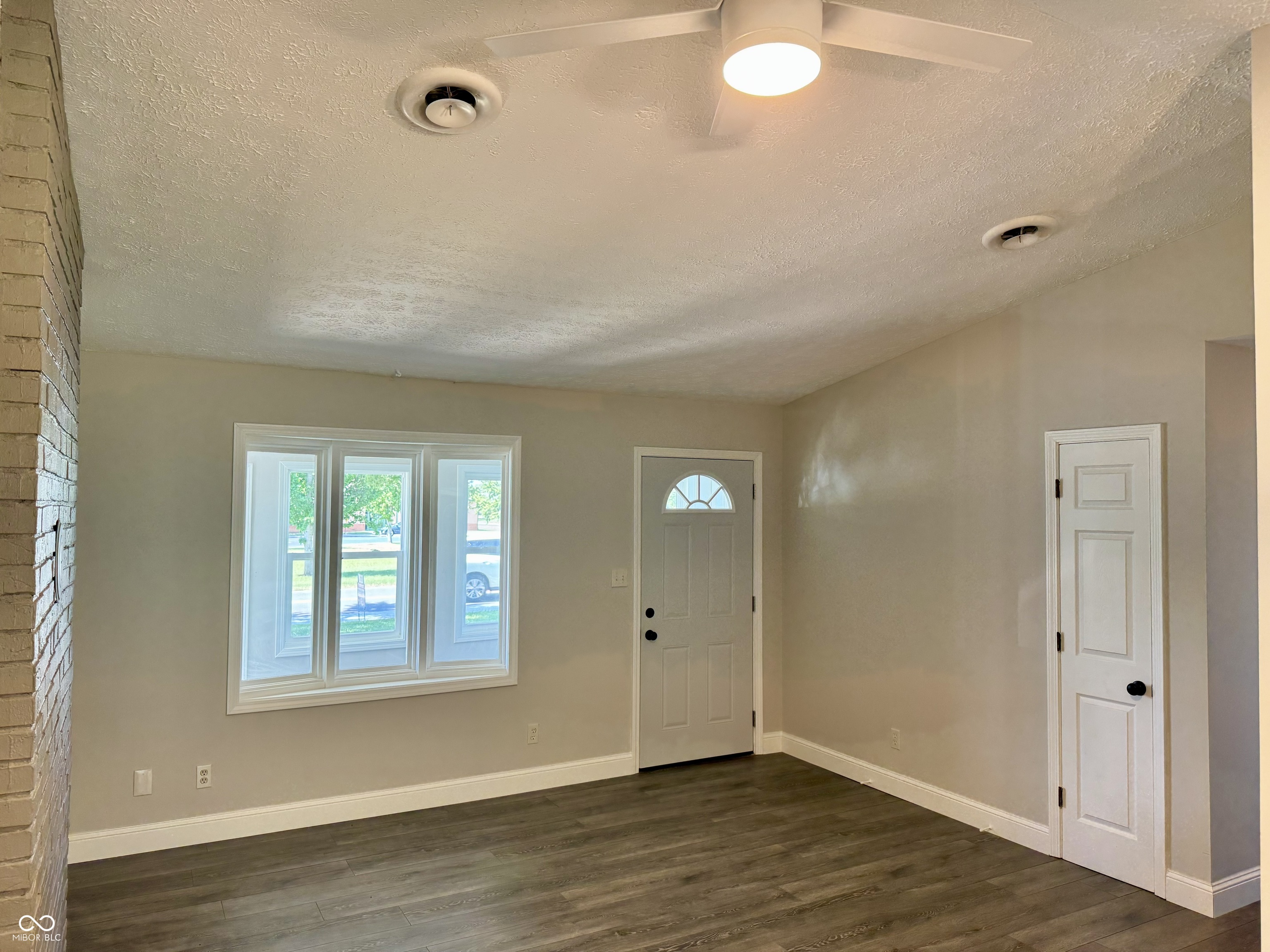 939 Sawmill Road Whiteland, IN 46184 - Photo 5 of 24 Gallery Image 5