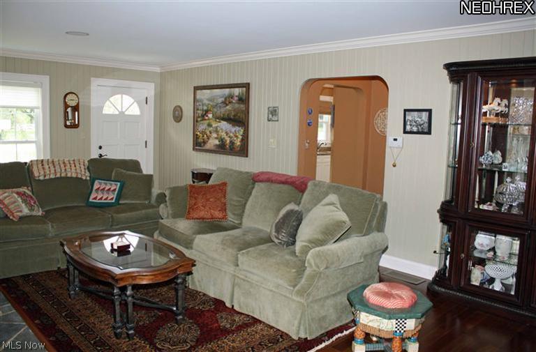 7627 Chagrin Road Chagrin Falls, OH 44023 - Photo 8 of 24 Gallery Image 8