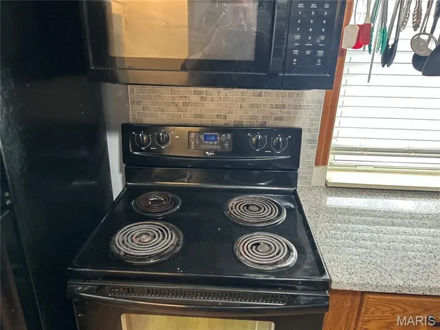 $69,900 | 5220 Fletcher Street, Jennings, MO 63136