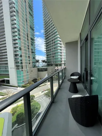$3,390 | 501 Northeast 31st Street, Unit 404, Miami, FL 33137