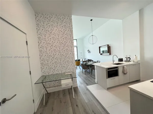 $3,390 | 501 Northeast 31st Street, Unit 404, Miami, FL 33137