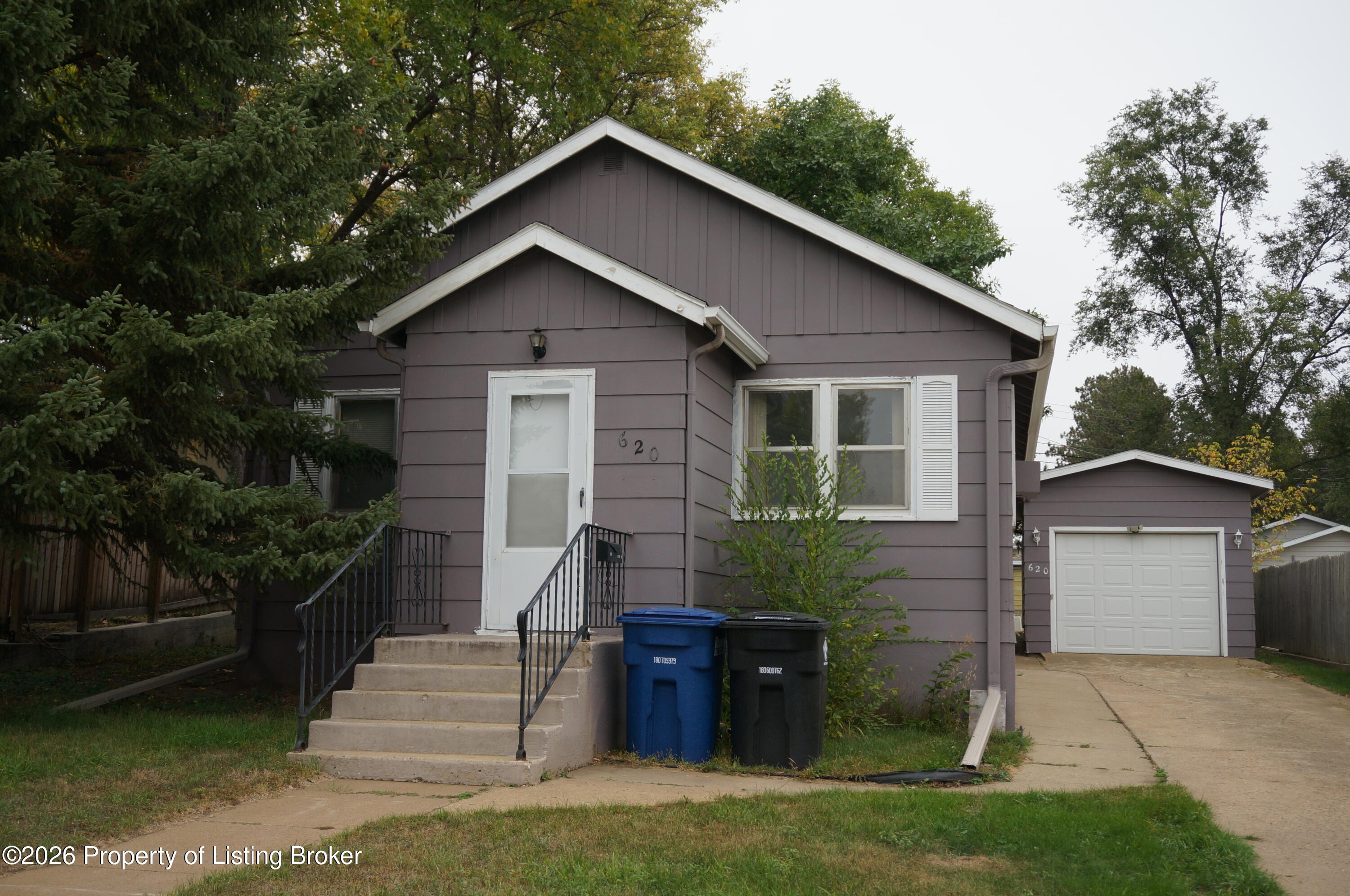 620 Sims Street Dickinson, ND 58601 - Photo 1 of 22 Gallery Image 1