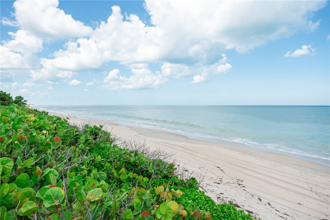 5558 Florida A1A Unit 205