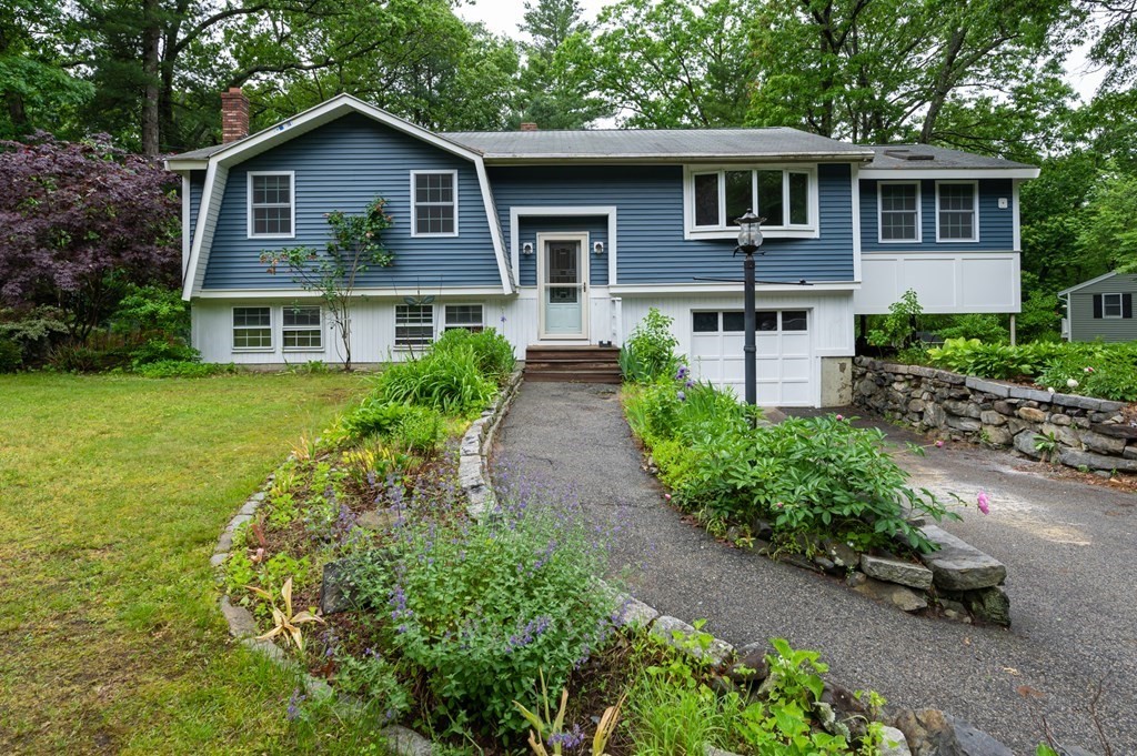 22 Meadowview Road Georgetown, MA 01833 - Photo 1 of 36 Gallery Image 1