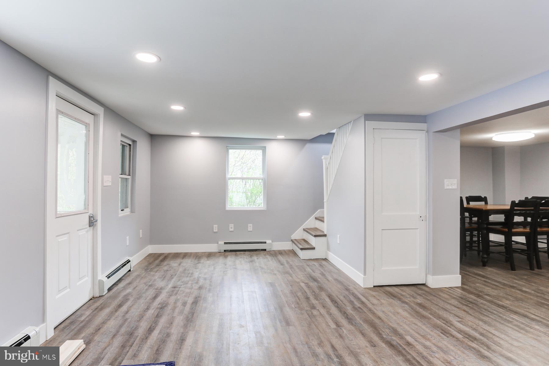922 Roberts Valley Road Harrisburg, PA 17110 - Photo 14 of 33 Gallery Image 14