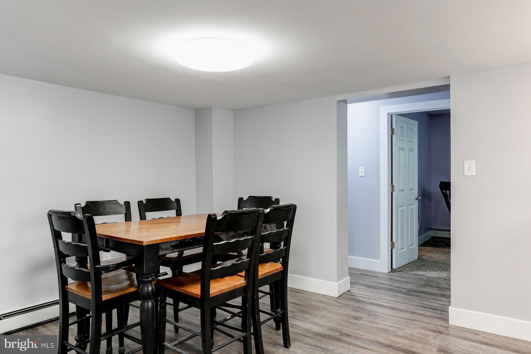 922 Roberts Valley Road Harrisburg, PA 17110 - Photo 10 of 33 Gallery Image 10