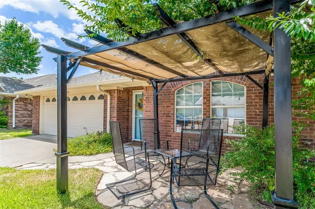 $245,000 | 1006 Teresa Court, Granbury, TX 76048
