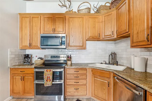 $245,000 | 1006 Teresa Court, Granbury, TX 76048