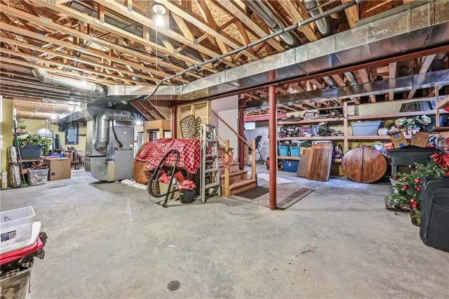 $400,000 | 10 Stoney Brook Boulevard, Greenville, PA 16125