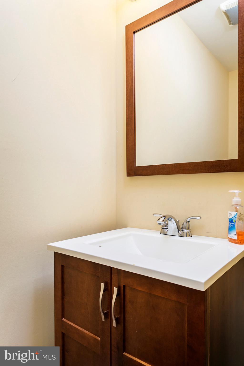 3638 Forest Hill Road Baltimore, MD 21207 - Photo 16 of 18